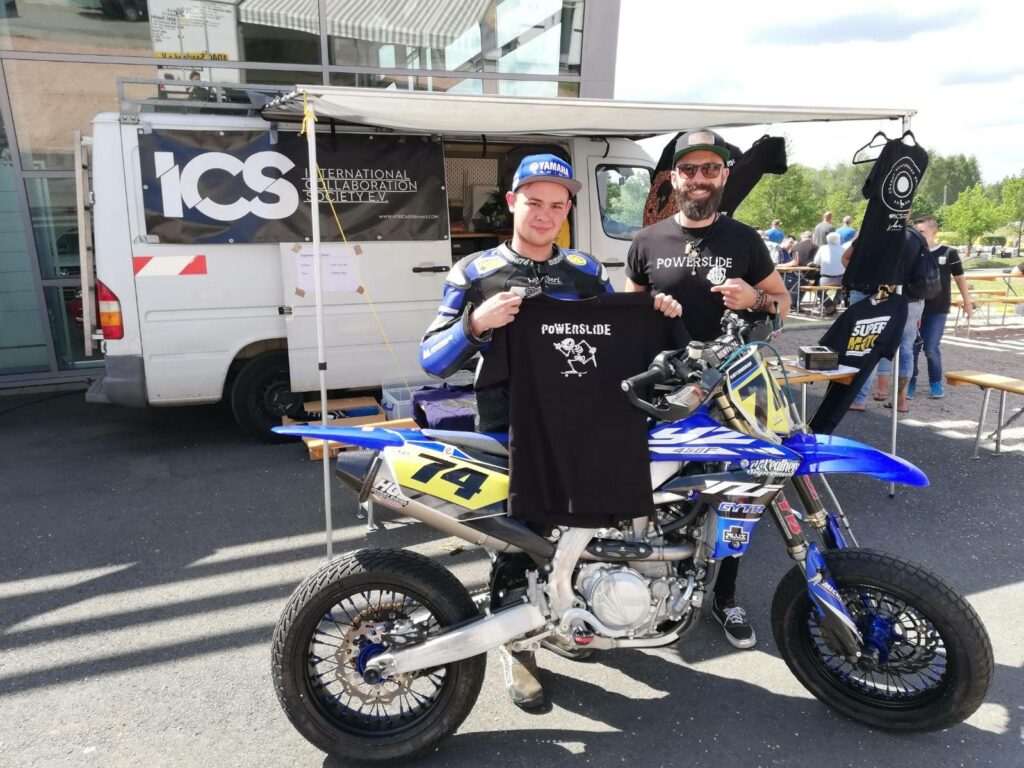 Supermoto 2019: Unser ICS Stand zum ersten Mal im (Outdoor-) Einsatz